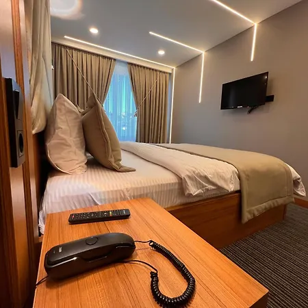 Hotel Vipinnhotels