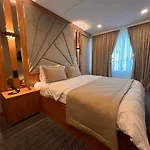 Vipinnhotels فندق