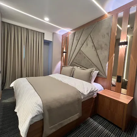 Ξενοδοχείο Vipinnhotels