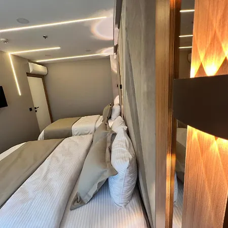 Ξενοδοχείο Vipinnhotels