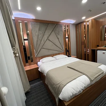 Ξενοδοχείο Vipinnhotels