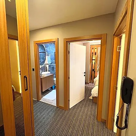 Hotel Vipinnhotels *