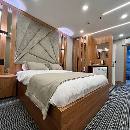 Hotel Vipinnhotels
