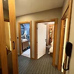 Vipinnhotels Hotel